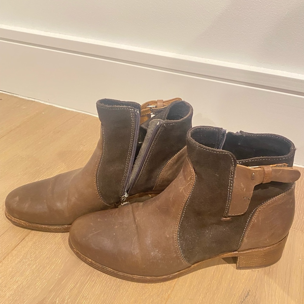 Alberto Fermani Boots (Made in Italy)
